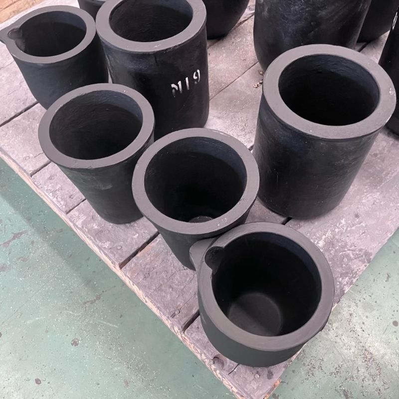 High Carbon Content Graphite Clay Crucible for Maximum 150 W/mK Thermal Conductivity