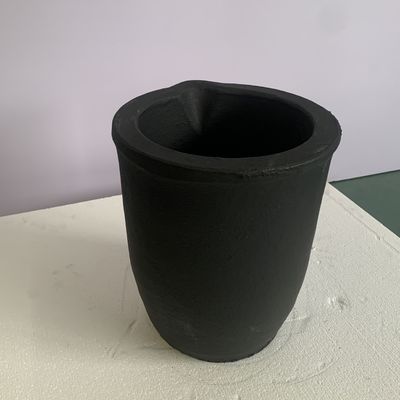 High Capacity SiC Carbide Graphite Crucible With Pouring Nozzle for High Temperature Resistance and Non-Ferrous Metal Melting