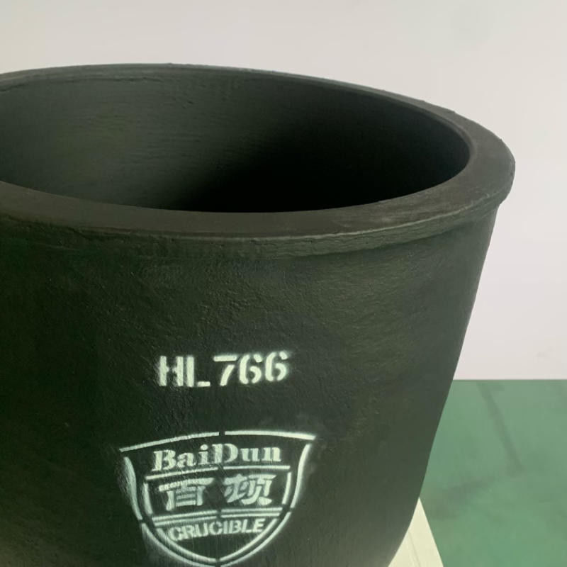 Smooth Surface Finish Heat Resistant SiC Graphite Crucible For Consistent Melting And Casting Performance
